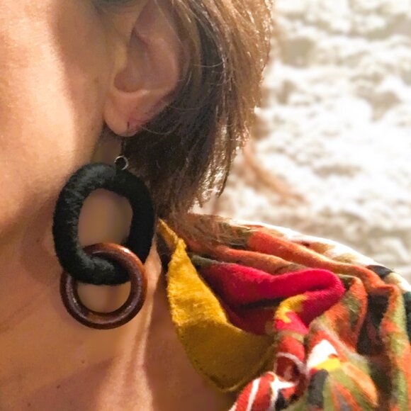 Handmade Oval Black Acrylic Wrapped Chunky Wood Dangle Chain Earrings - Picture 8 of 13